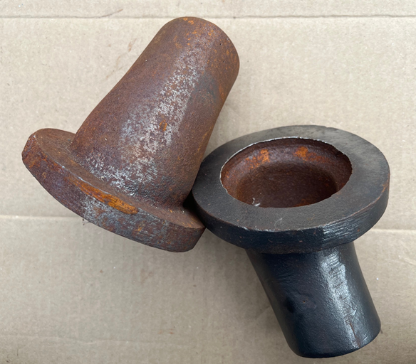Chris Craft engine parts 283 283M Flywheel Forward exhaust outlet 16.20-68933 04.31-68933