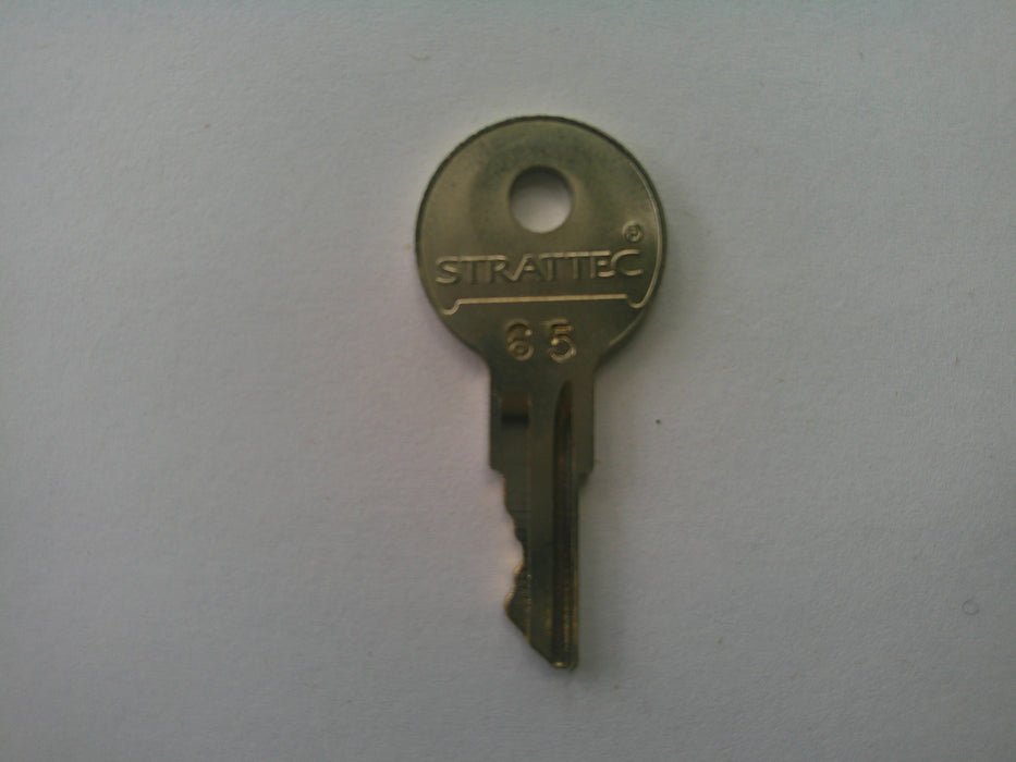 Evinrude Johnson key 77#65 0501814