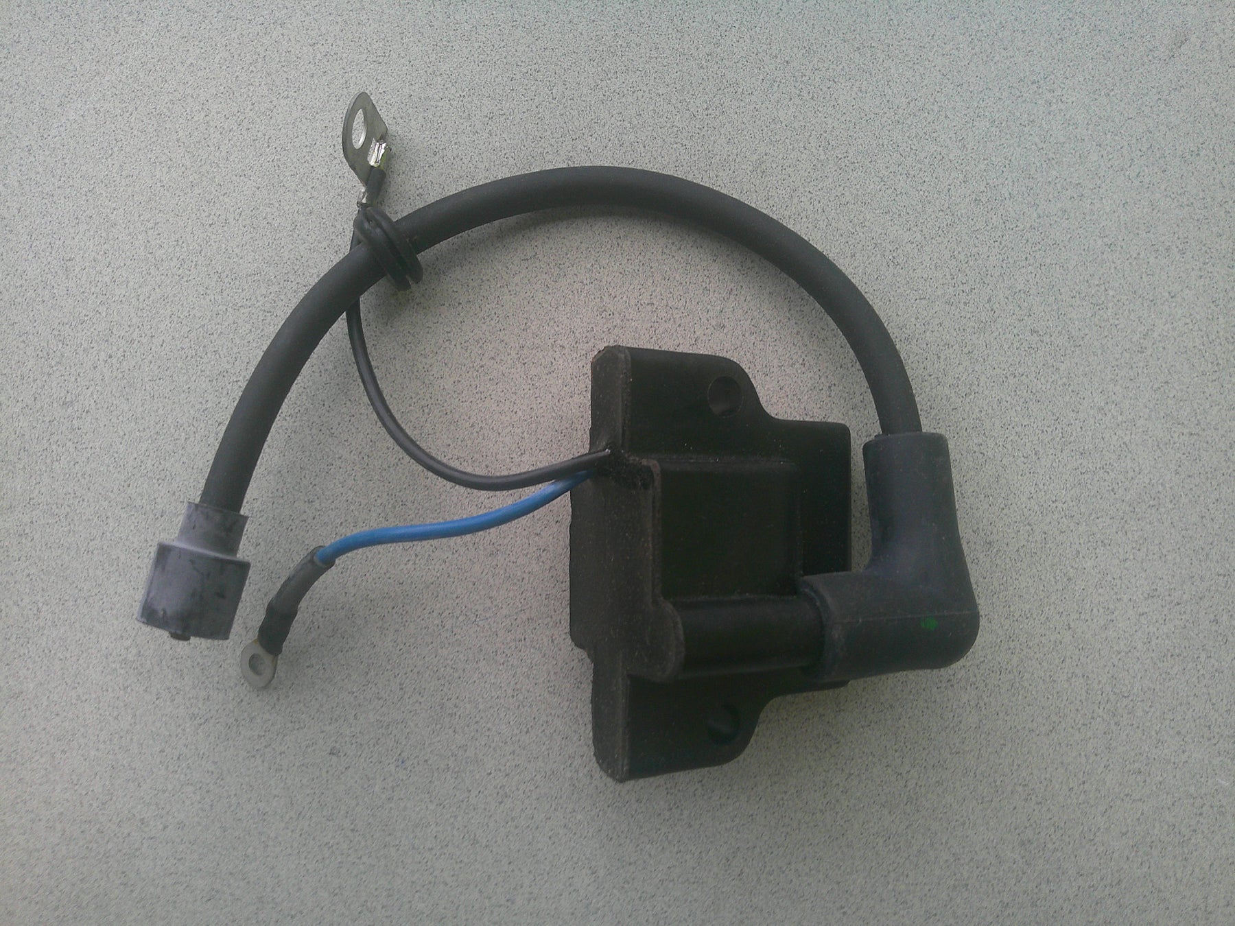 Evinrude Johnson coil asy 0582382