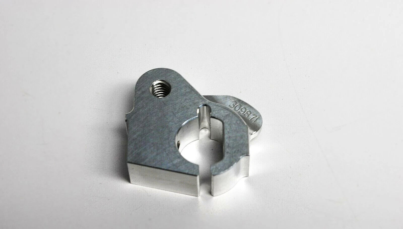 Evinrude Johnson bracket 0309871 309871