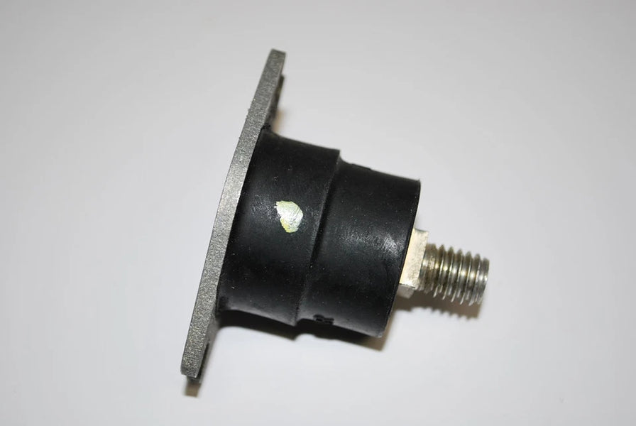 309707 0309707 OMC/BRP RUBBER MOUNT Johnson Evinrude Outboard | Green 309707 0309707 OMC/BRP RUBBER MOUNT Johnson Evinrude Outboard | Green